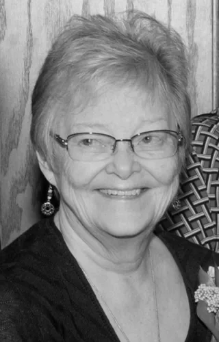 Lillian 'Sis' 'Lil' Anglemyer